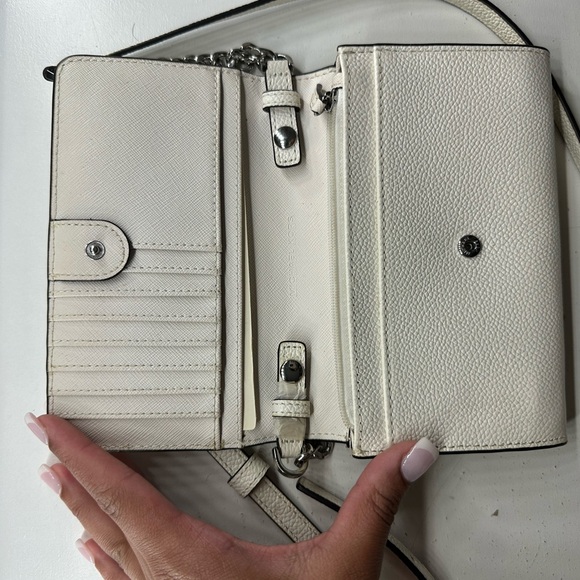 MICHEAL KORS SHOULDER PURSE - Picture 4 of 7